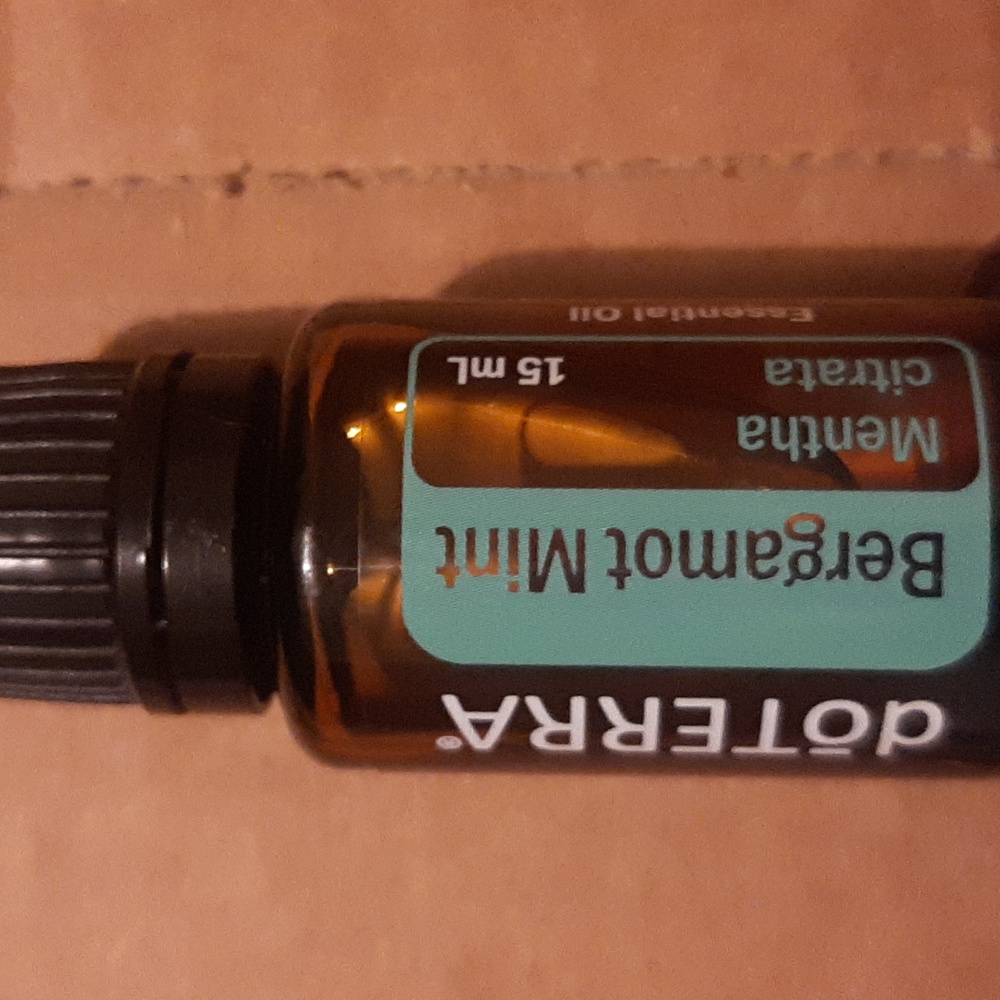 Bergamot mint oil
